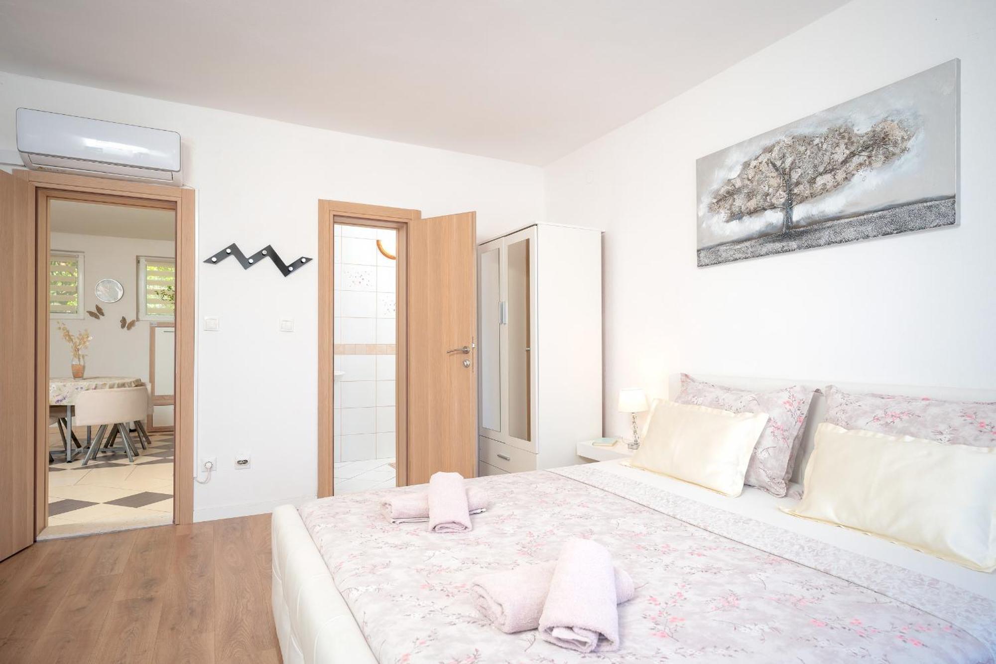 Apartments Edi - Zf Hvar Хвар Экстерьер фото